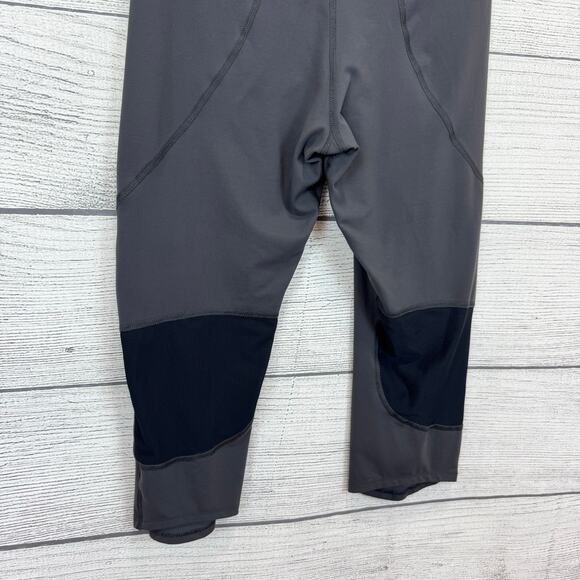 Sugoi Women's Gray Active Workout Cropped Leggings Size Large - Picture 5 of 10